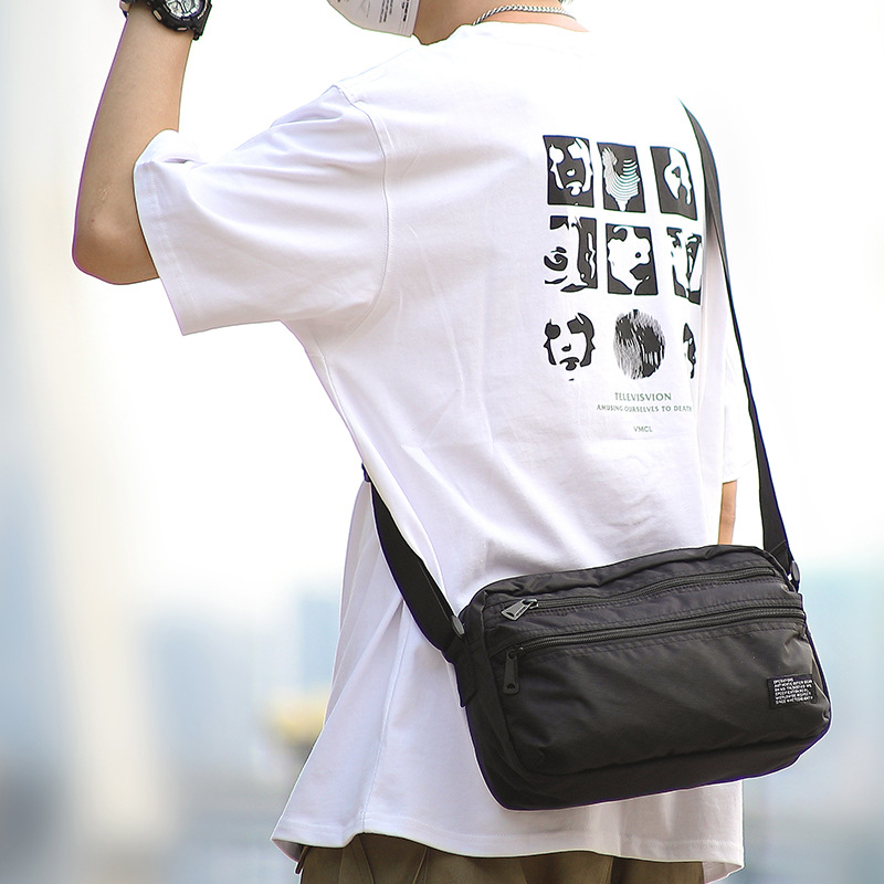 남성용 미니멀리스트 크로스바디 슬링백, 일본풍 메신저백 - Travel Accessories For Japan 리뷰 및 가격